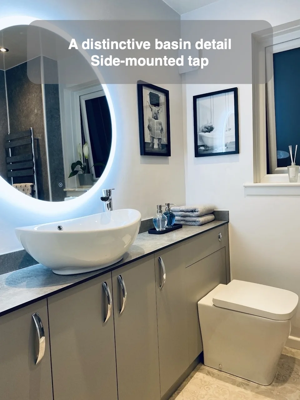 A distinctive basin detail — Side-mounted tap