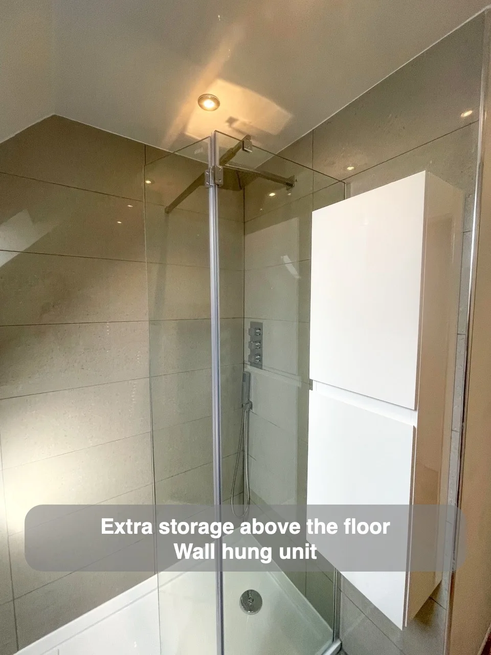 Extra storage above the floor — Wall hung unit
