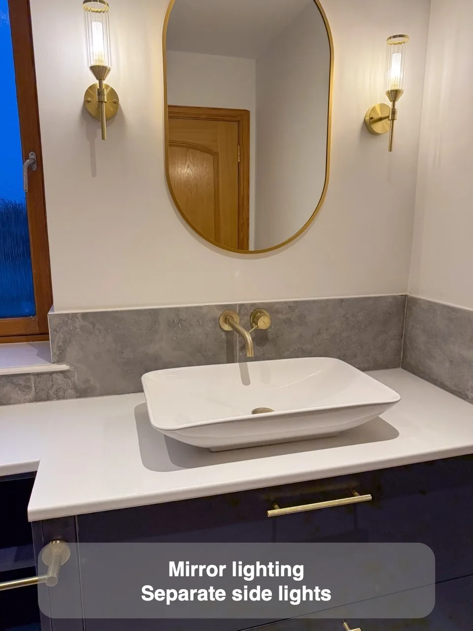 Mirror lighting — Separate side lights