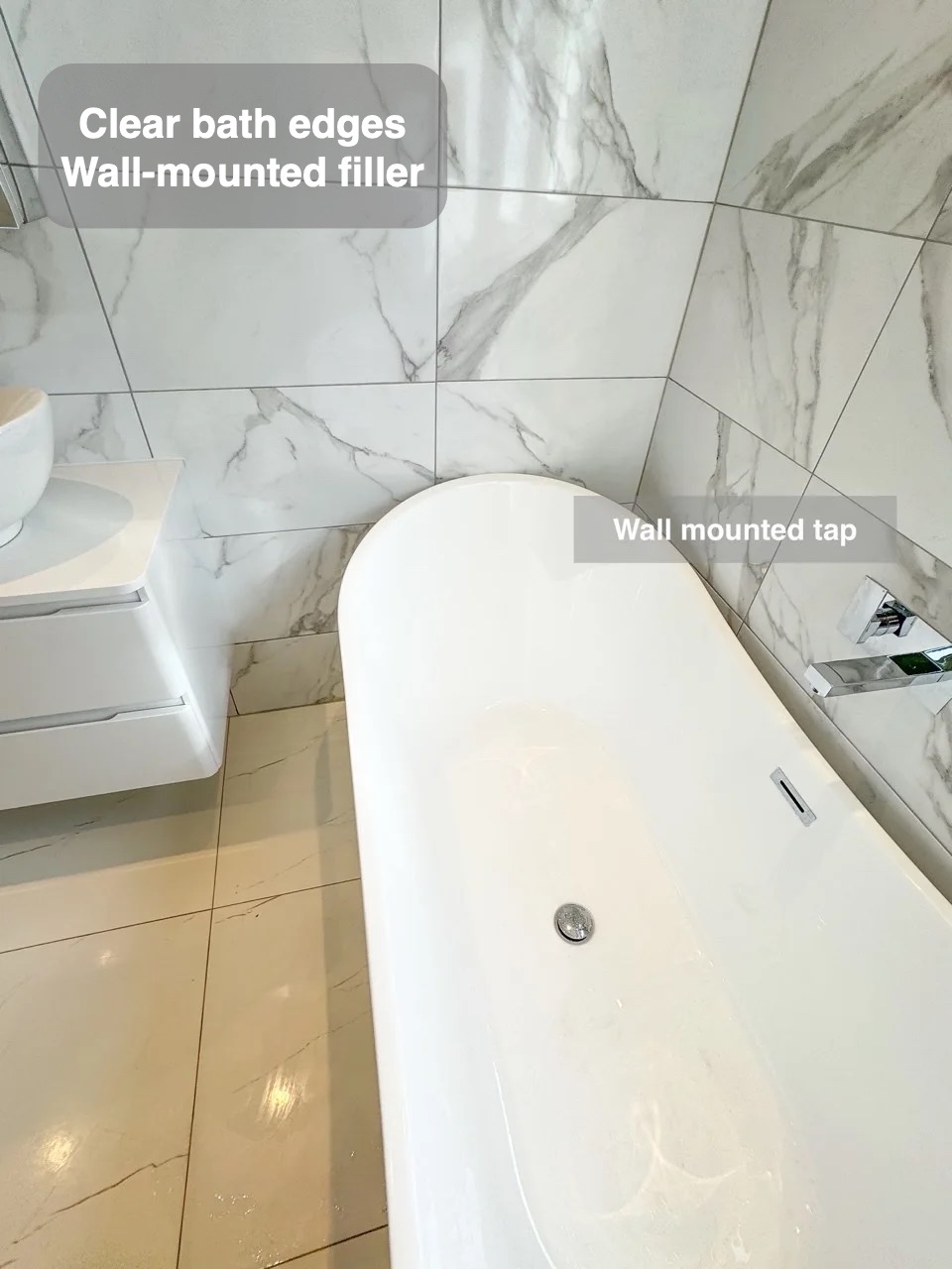 Wall-mounted filler