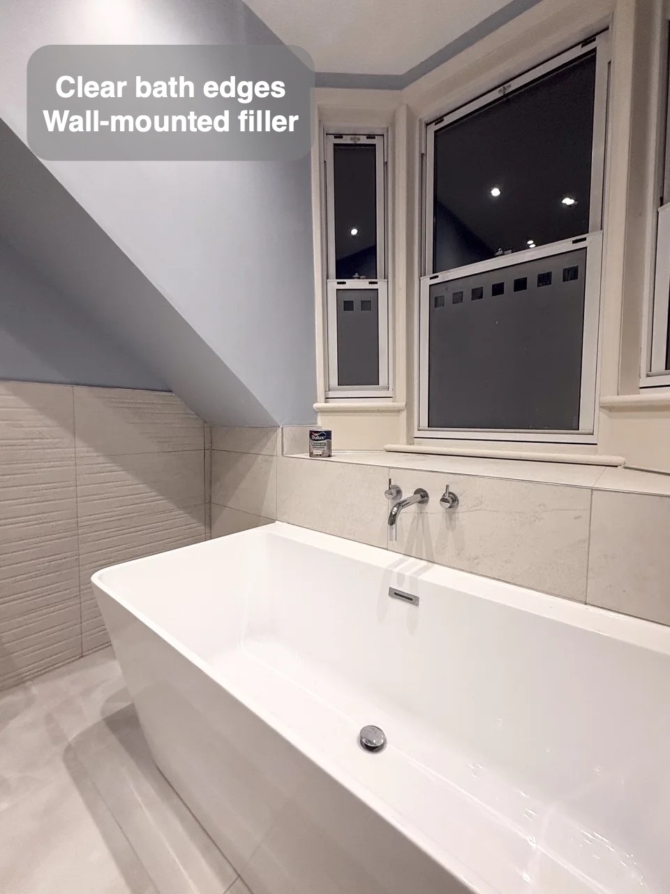 Wall-mounted filler