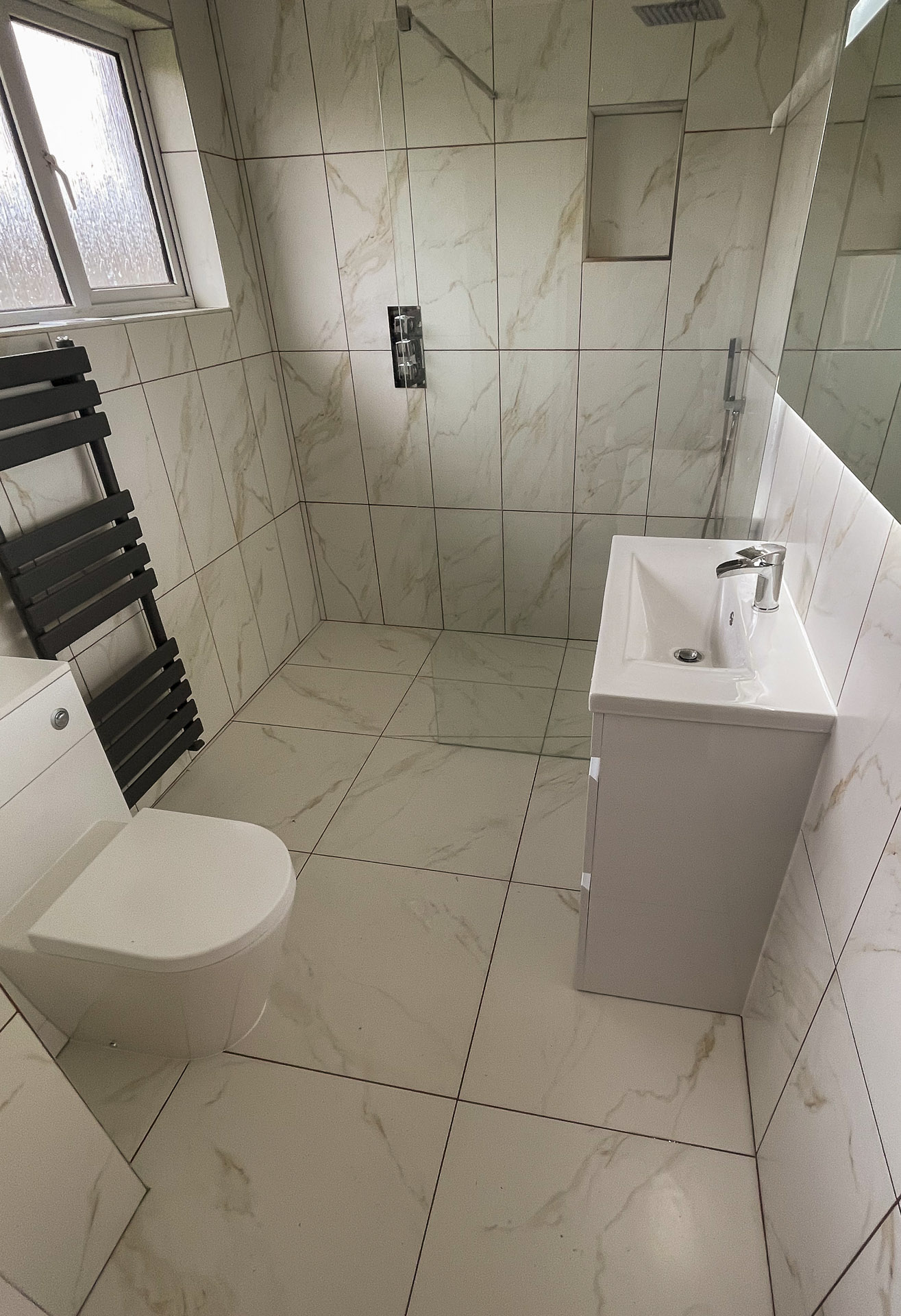 Wetroom refurbishment - Claude's Tradesmen